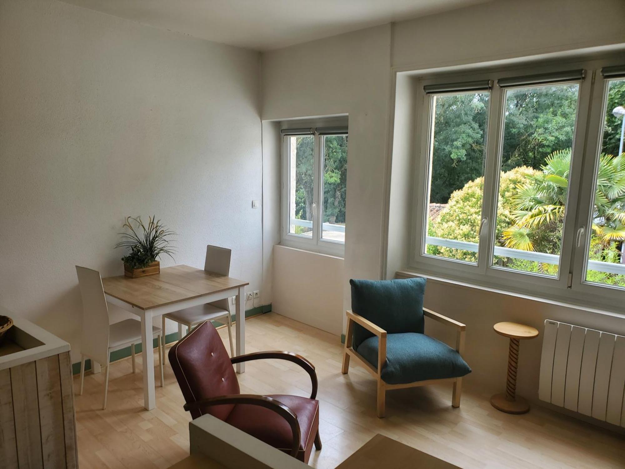 L'Appart Sur Jardin 42M2 Tres Calme La Rochelle  Bagian luar foto